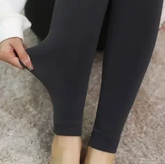 打底裤怎么穿？打底裤如何穿？(图1)