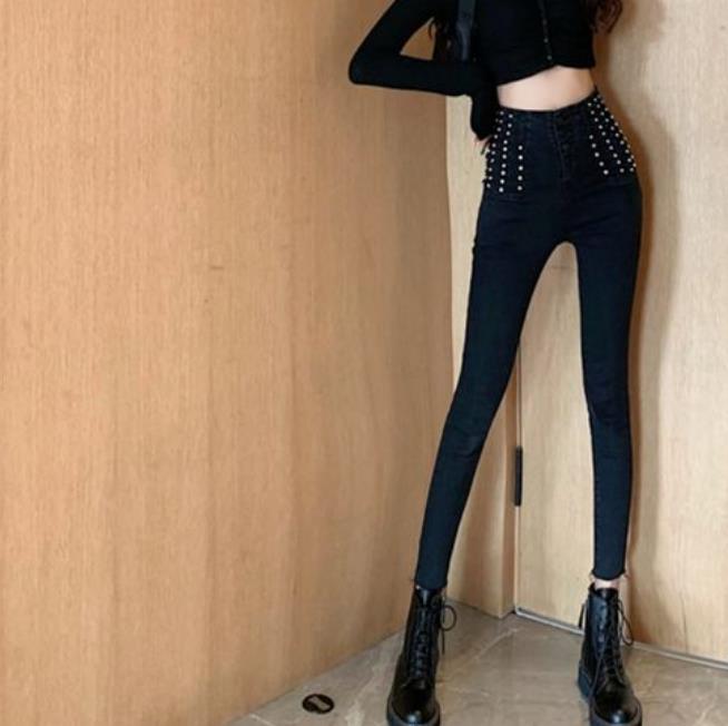 女生打底裤怎么搭配？