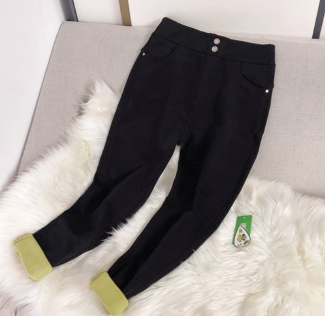 黑色打底裤搭配什么衣服？(图1)